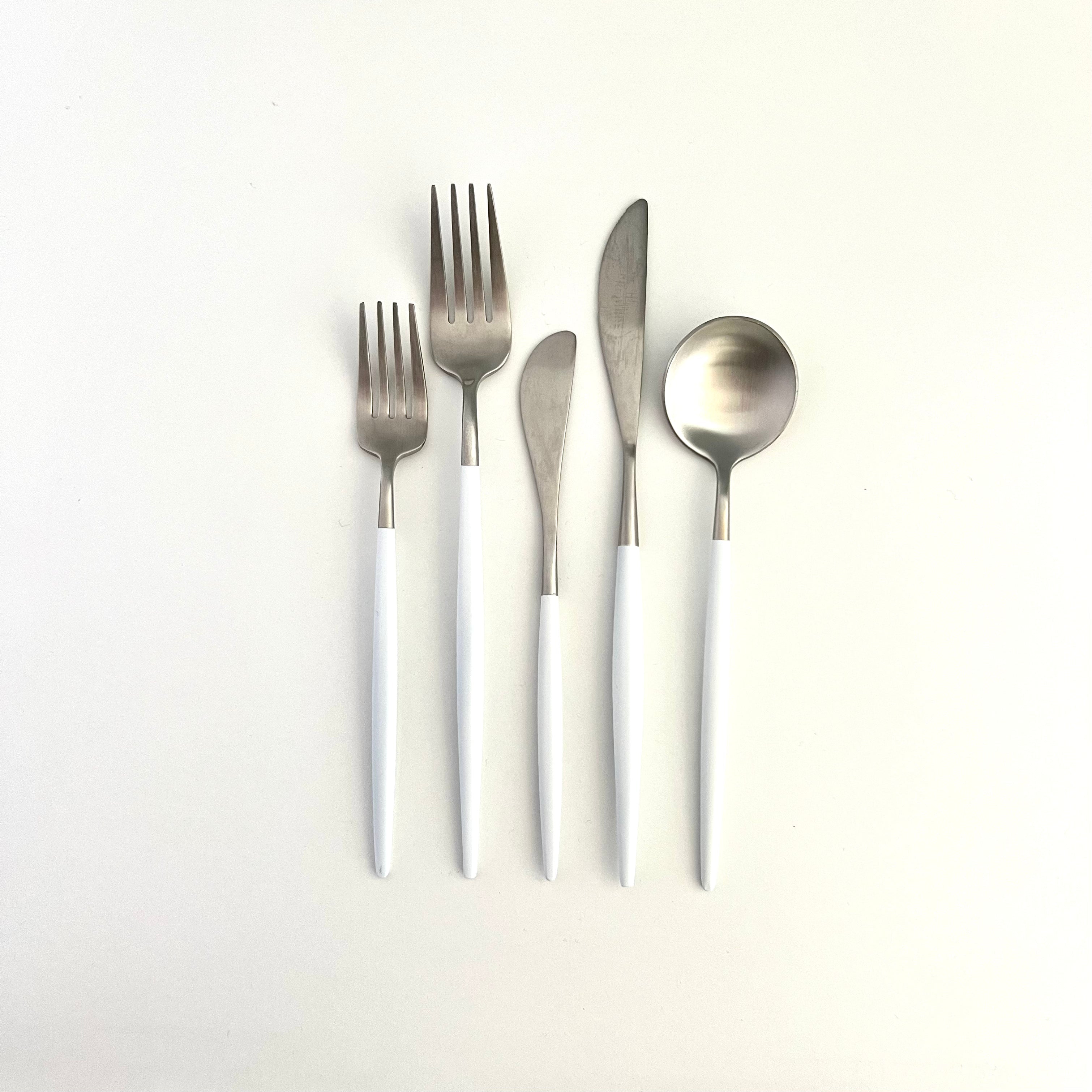 Luna Flatware — White+Silver (5 Piece Set)