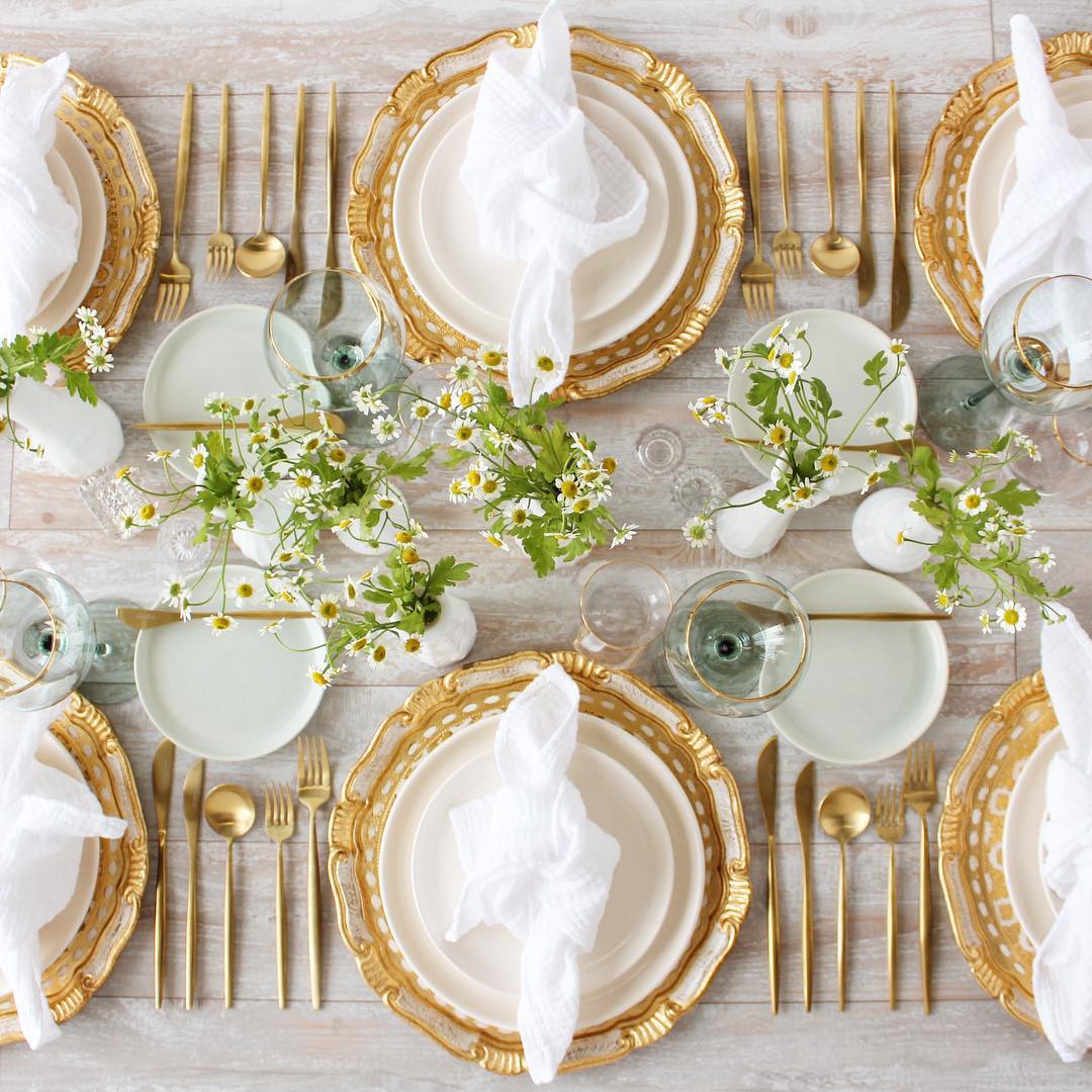 Organic Cotton Napkins – White (Set of 4)