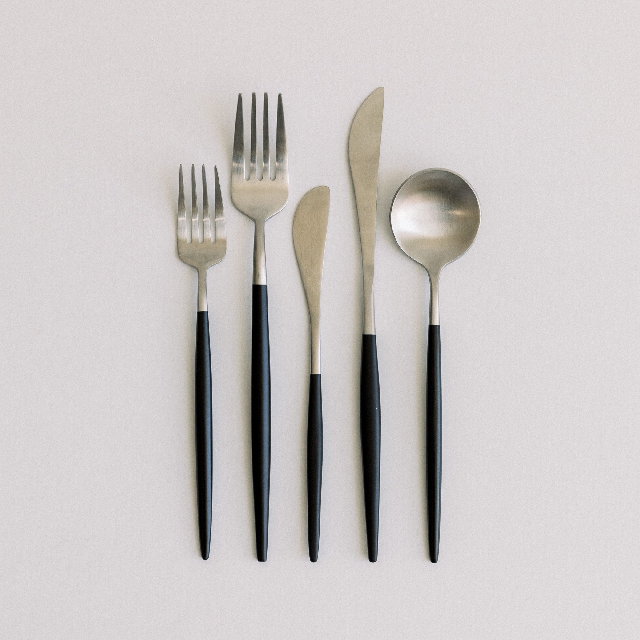 Luna Flatware — Black+Silver (5 Piece Set)