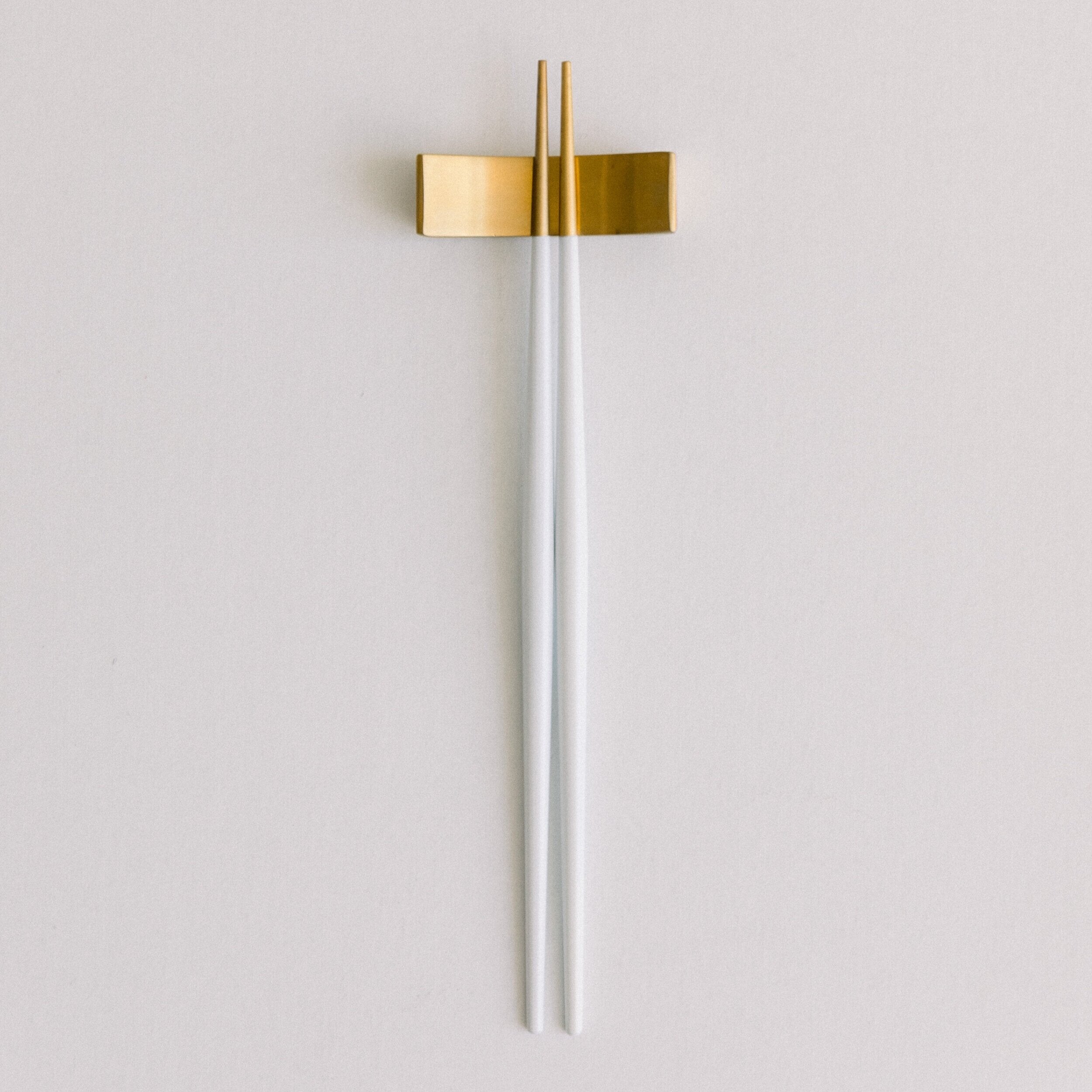 LUNA CHOPSTICKS SET {2 TONE}