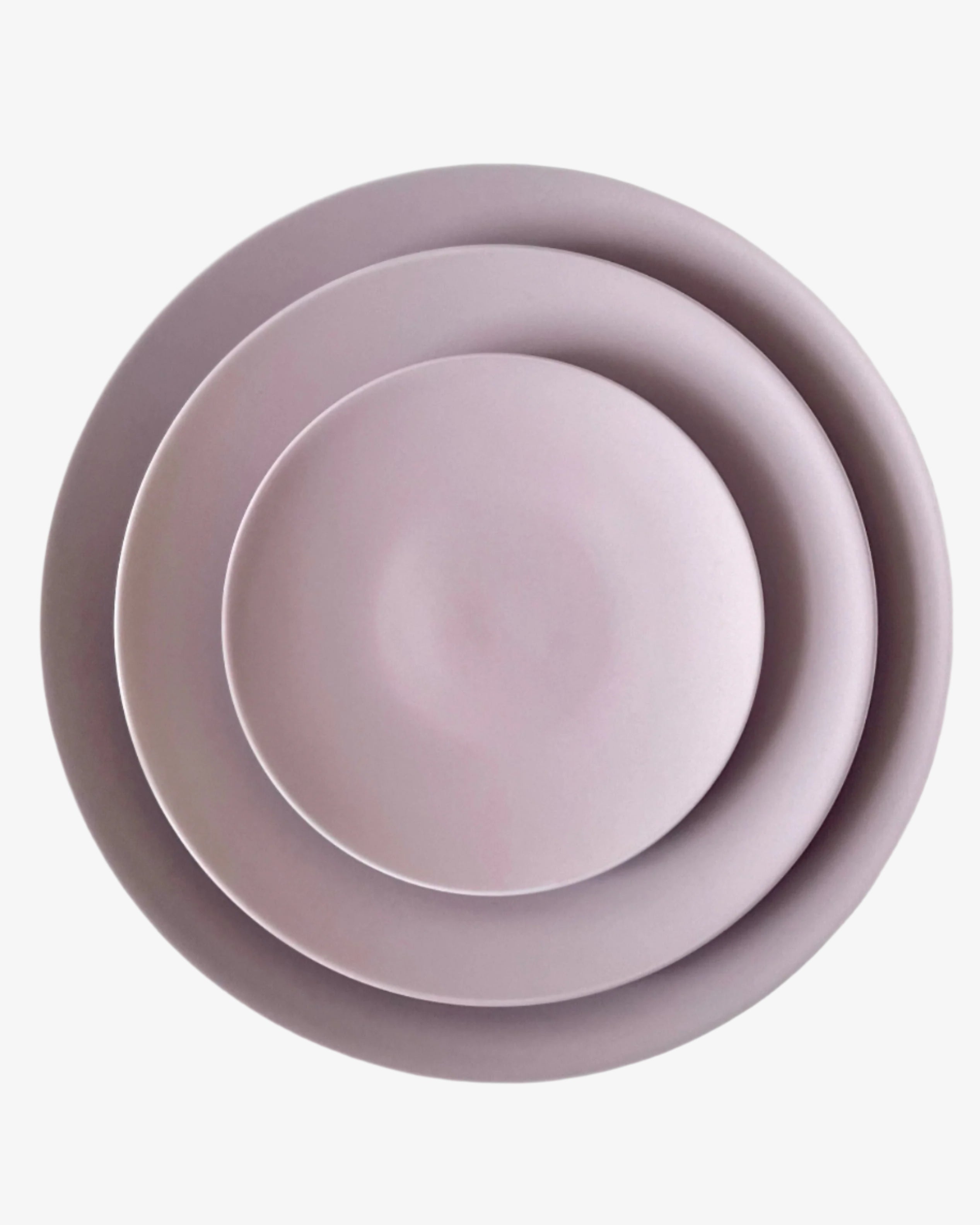 Casa Fina ceramic salad plate in Misty Lilac, 8.5”, set of 4, refined modern tableware for salads and desserts.