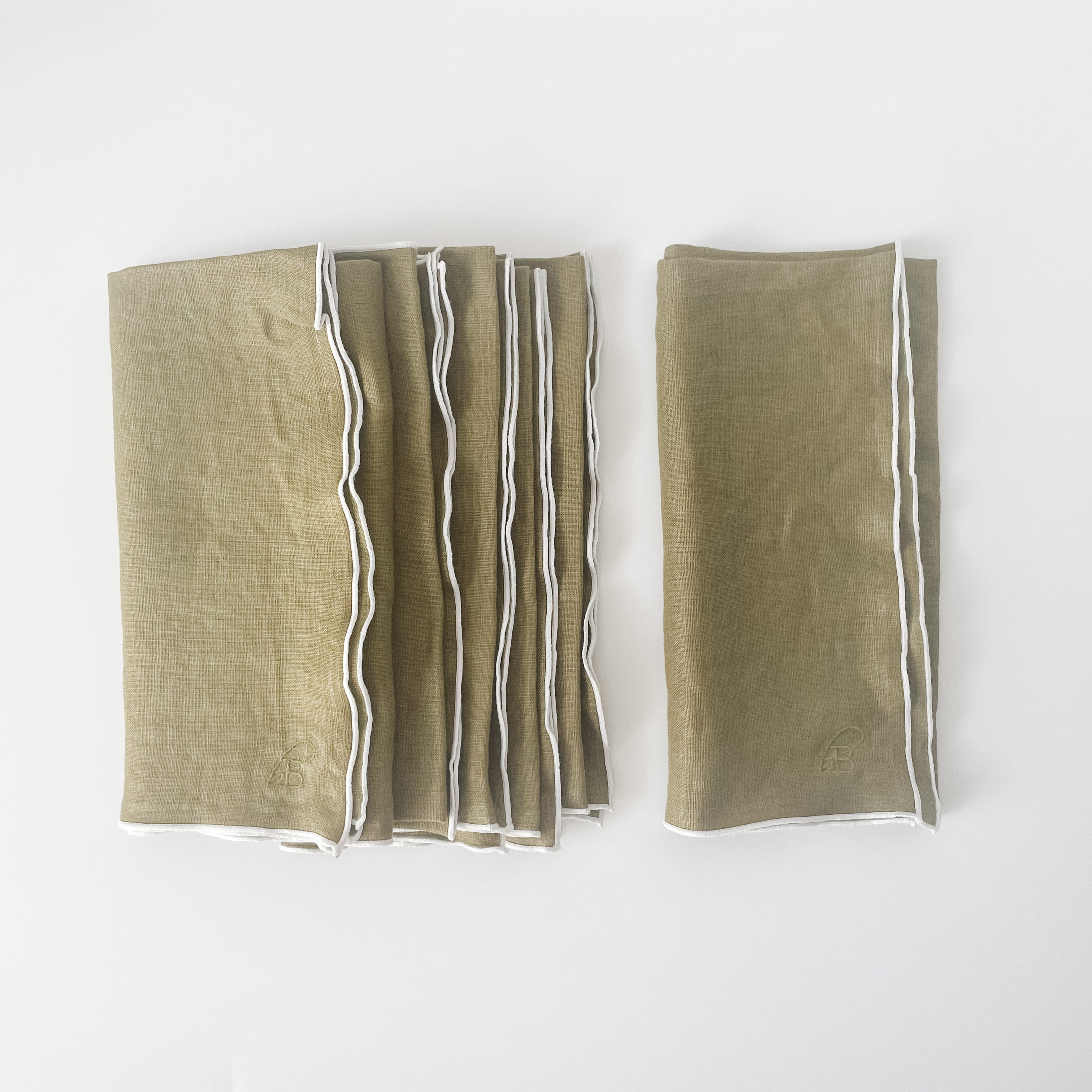 STONE WASHED LINEN NAPKINS // NUDE + WHITE TRIM – borrowed BLU