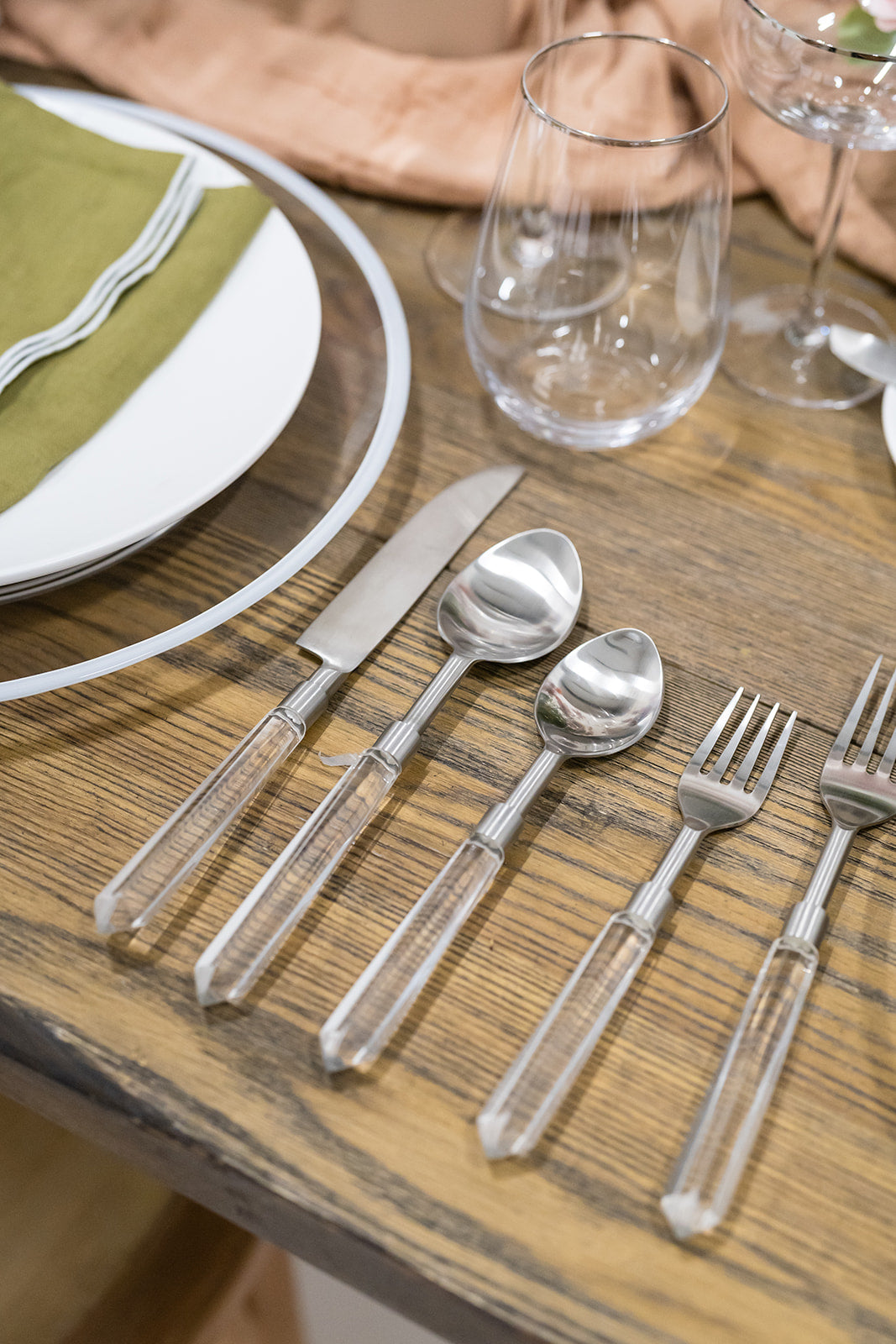PRISM FLATWARE // CLEAR + SILVER RENTAL RESALE