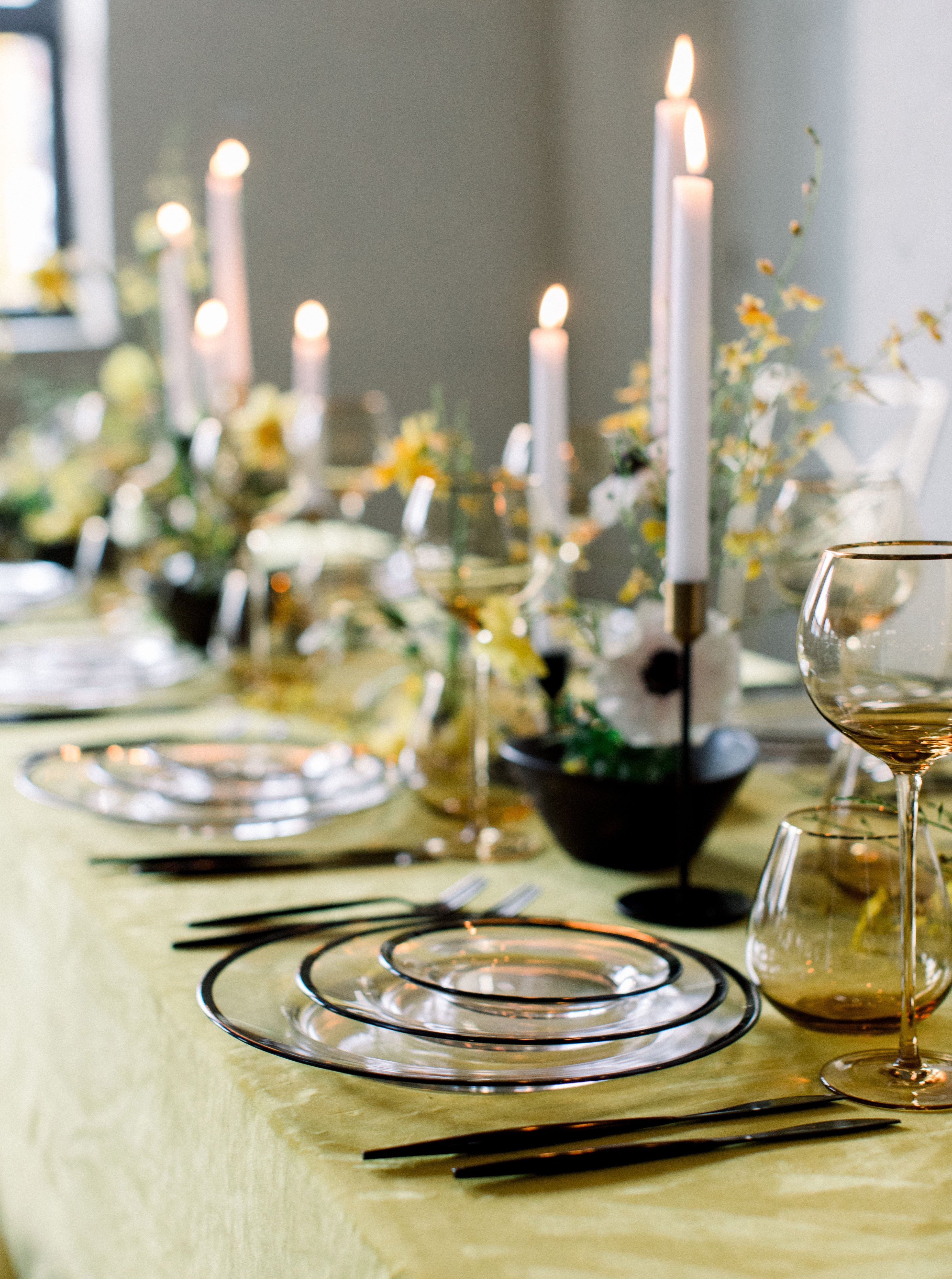 SIREN DINNERWARE // CLEAR + BLACK