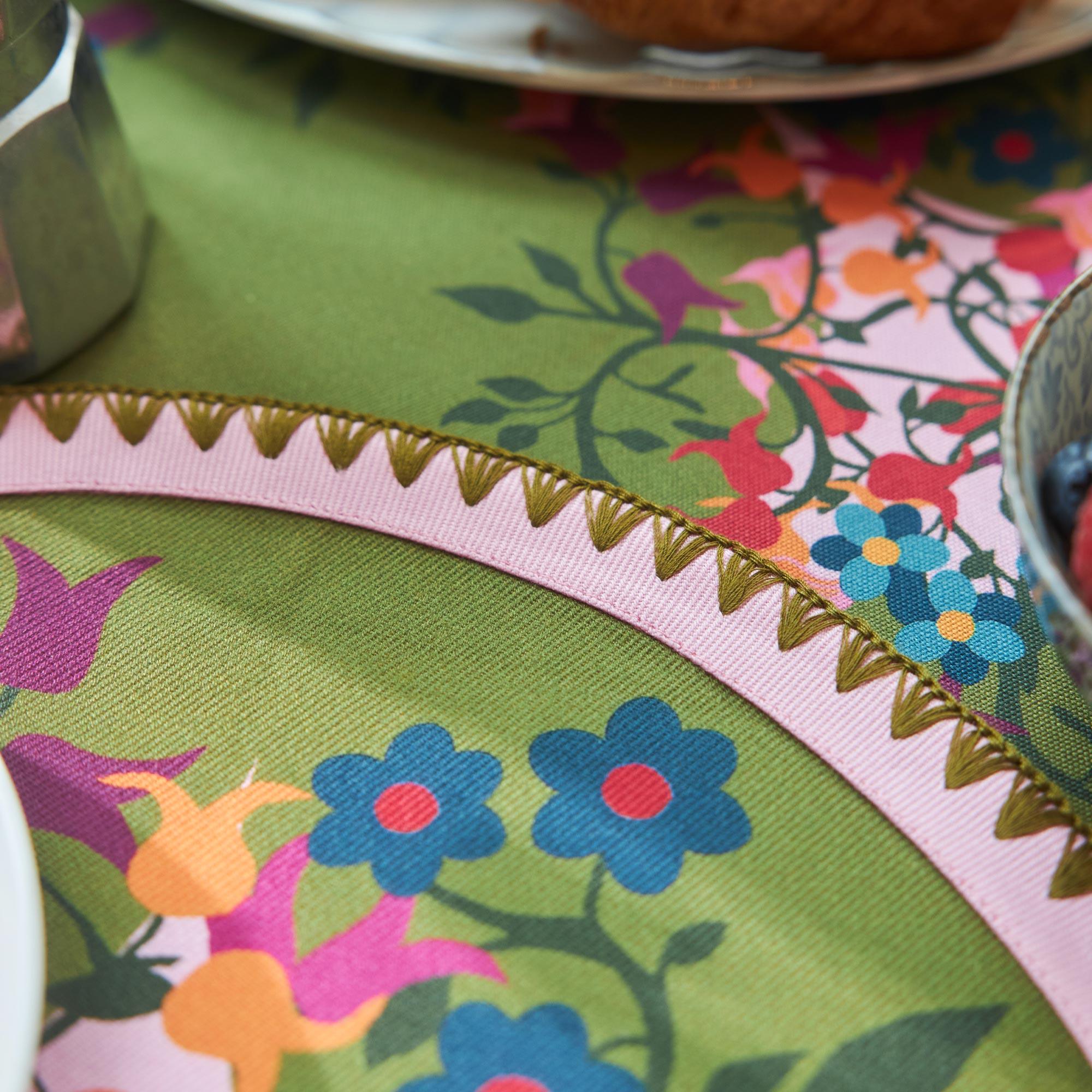 6 Round Placemats Blumen Green