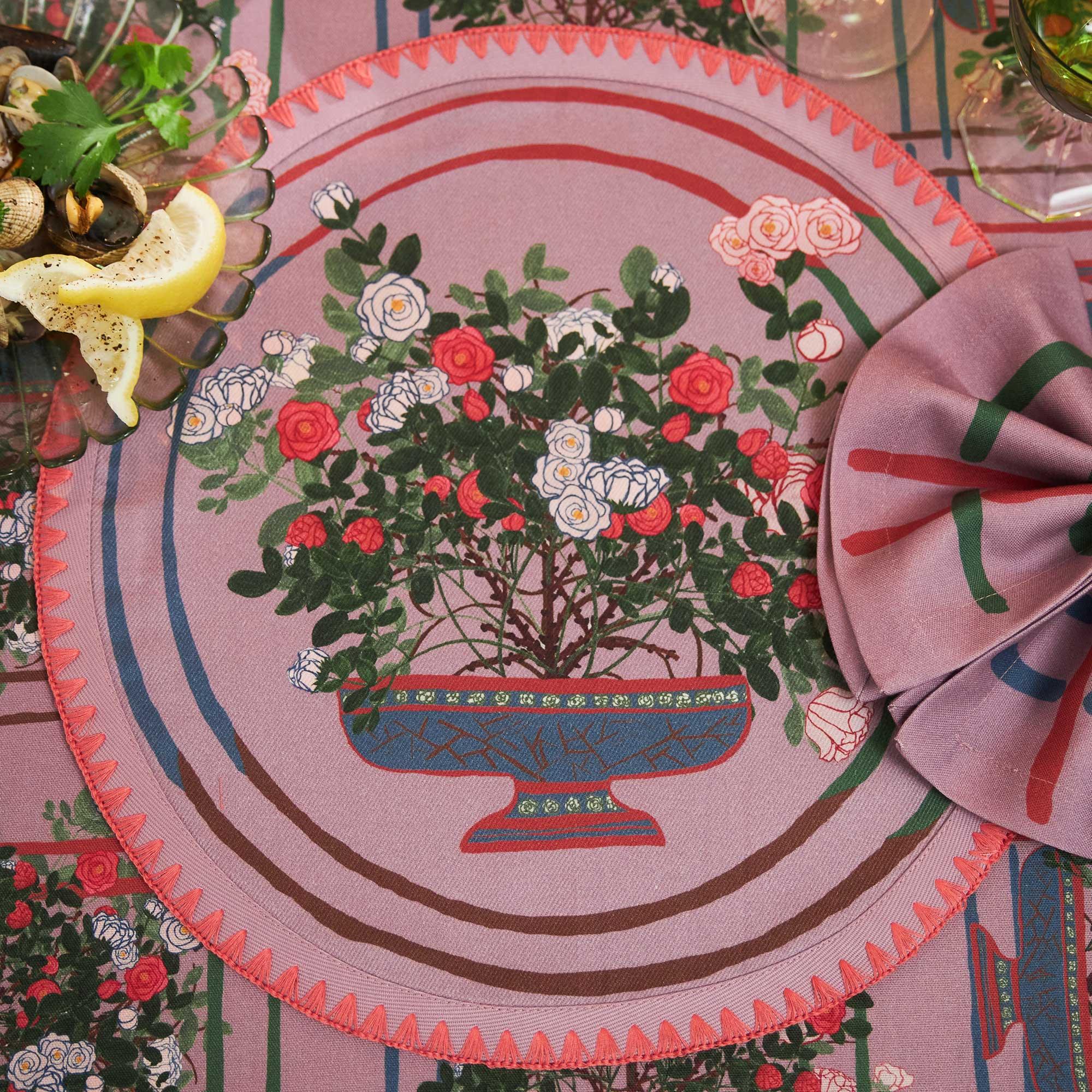 6 Round Placemats La Vie en Rose