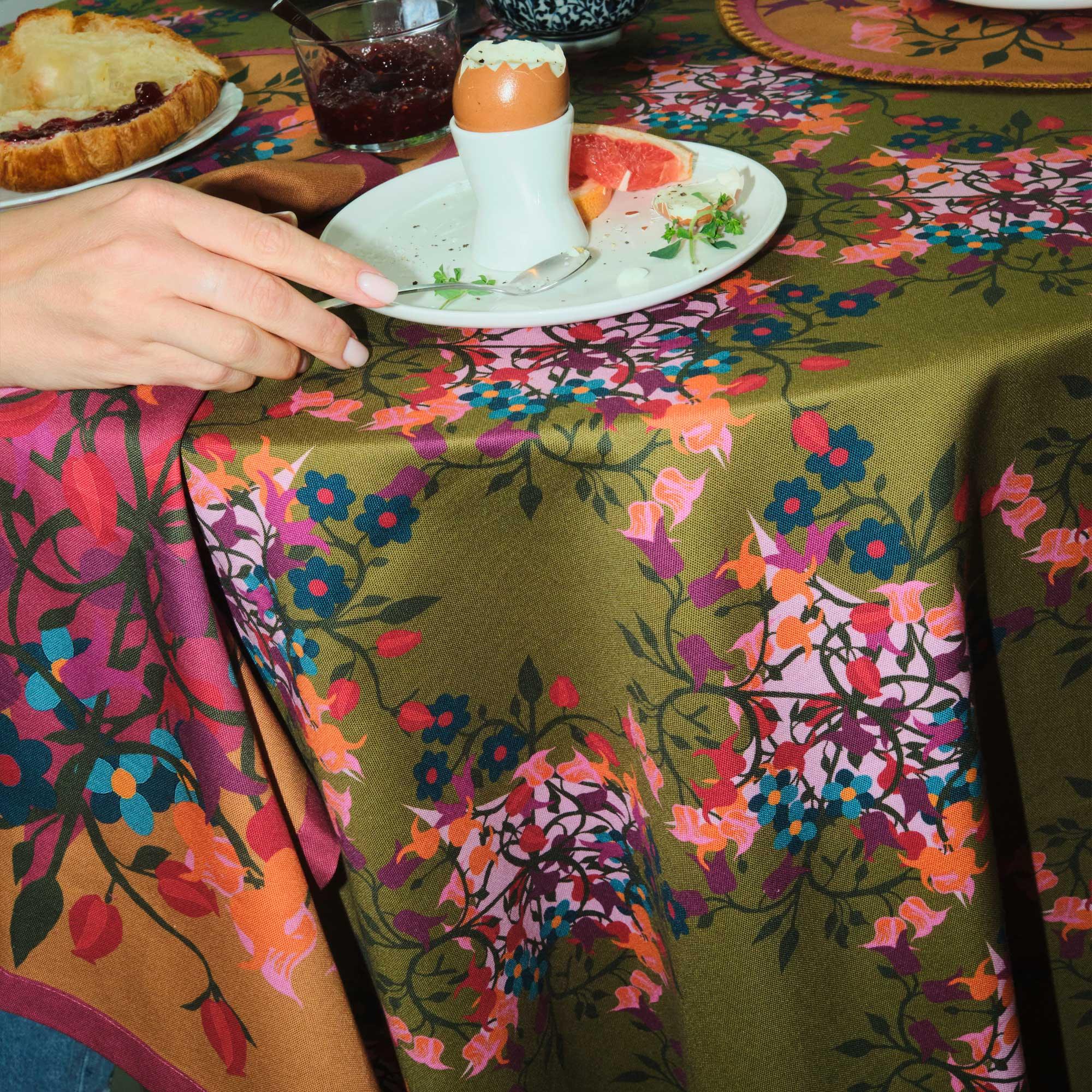 Tablecloth Blumen Green