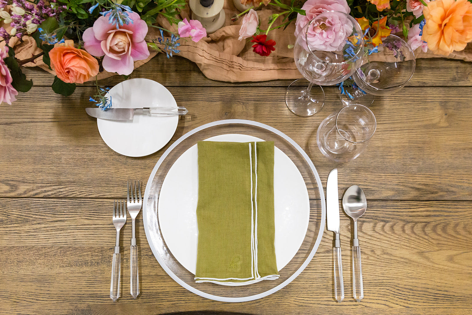 PRISM FLATWARE // CLEAR + SILVER RENTAL RESALE
