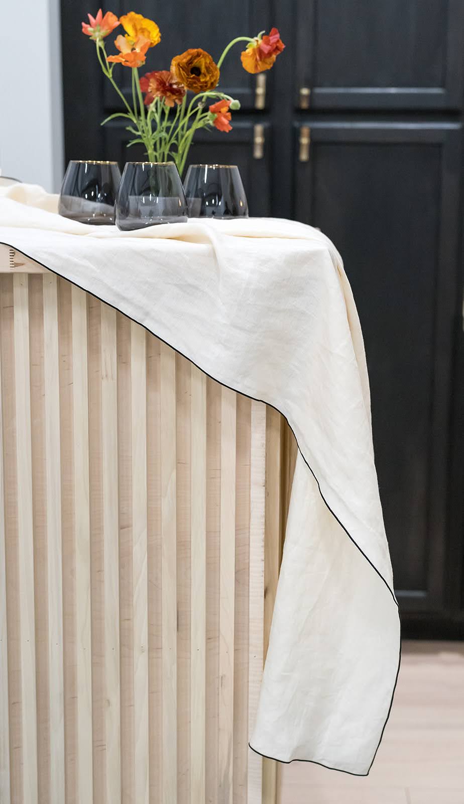 STONE WASHED LINEN TABLECLOTH