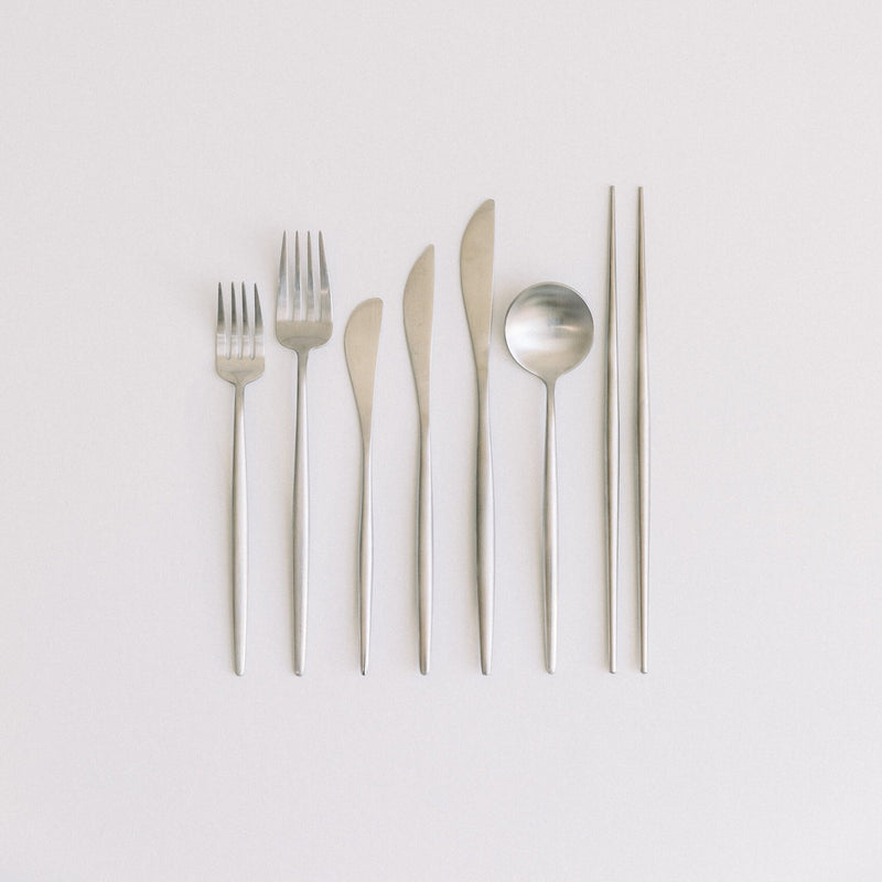 LUNA FLATWARE // BRUSHED SILVER